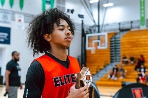 华裔后卫！记者：上海青年队注册朱正 后者留美继续追梦&冲击NBA