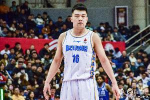 30岁生日夜本场最佳！张才仁15中10&三分12中7砍27分&末节14分