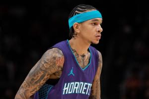 黄蜂官方：特雷-曼恩一直在治疗腰椎间盘发炎 将在两周后重新评估