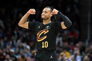 各种秀操作！加兰17中10拿下25分8助 正负值+23最高