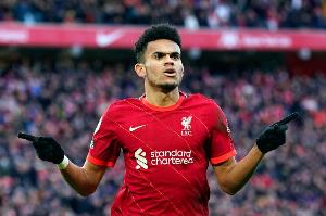 路易斯-迪亚斯本赛季英超已进8球，追平个人上赛季的英超进球数