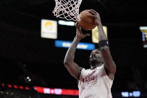 蒂格：太阳自从送走艾顿就不如以前了 艾顿才是适合太阳的内线