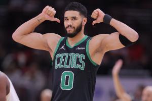 年度十大超级合同：2亿只是上榜门槛 塔图姆3.15亿历史最大