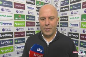 斯洛特：不失球是能够赢得比赛的原因之一，宽萨表现很出色