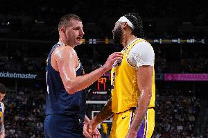 没比赛湖人排名连续被快船和掘金超过 从西部第五掉到第七