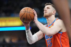 戴格诺特谈哈滕三分：一开始我就支持他大胆出手 他投篮动作很棒