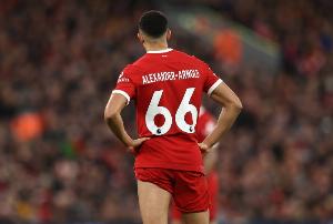 阿斯报：皇马希望1500万欧签阿诺德，利物浦无意进行商谈