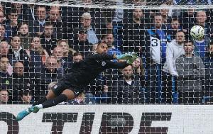 切尔西两门将桑切斯及约根森本赛季已3次送点，比英超15队都多