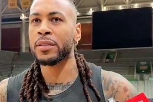 莫兰德谈重回辽篮主场：很兴奋 这里有很多回忆和激动人心的时刻