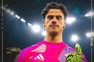 单场6次扑救！意甲官方：斯维拉尔当选米兰vs罗马全场最佳