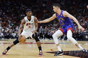 Scotto：NBA高管和球探认为掘金应该尝试用小波特交易来巴特勒