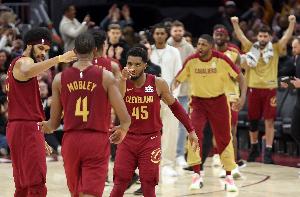 浓眉：骑士能高居第一是有原因的 每次他们都能回应我们的攻势