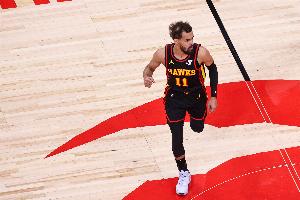 特雷-杨：我就希望2025年比2024年更好 这就是我的全部要求