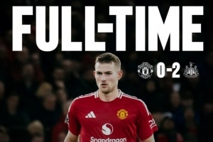 曼晚主编：纽卡就正经踢了33分钟，曼联花1亿镑引进2名无能前锋