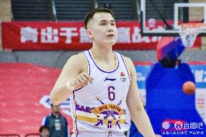 直播吧：北控后卫张帆有望在与南京队比赛时复出