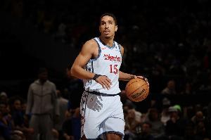 全能表现谁有意？布罗格登11中5得到18分6板7助2断