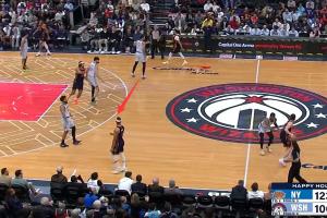 锡伯杜爱将哈特出战41分17秒独一档 垃圾时间还要单独带队