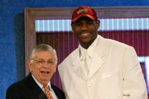 赛程安排有心了詹姆斯40岁后首场比赛 对阵选中自己的骑士