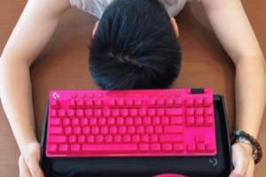 舆论爆炸！罗技小红书官号再现争议广告 已紧急删帖