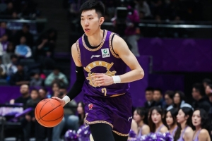 得好好练投篮了！廖三宁半场3中0&三分2中0 填满数据栏也有3失误