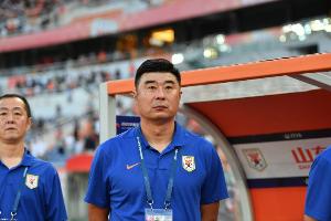 记者：泰山队不是体系型打法踢得非常别扭，对方先进球会很难受