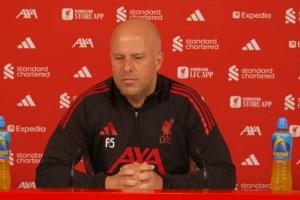 斯洛特：主场战巴黎证明我们有光明未来 签下两名前锋是明智之举