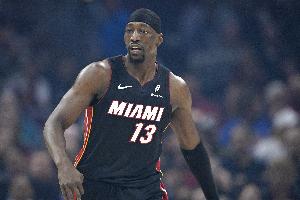 年薪3796万罚6万！阿德巴约谈三球恶犯：那点罚款他根本不会在意