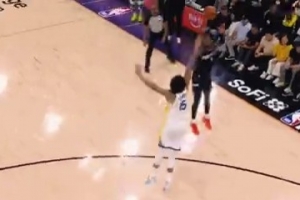 风雪融化成暴雨！杰伦·格林单打撤步三分颠进 个人第6记