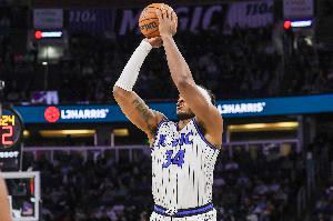 兢兢业业！小卡特不到27分钟正负值+16 7中6&三分2中2拿16分6板