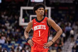 没篮被针对！阿门半场8中3得8分2板5助1盖帽