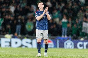 鲁尼：踢曼城不让约克雷斯首发很奇怪，这样的决定可能会影响到他